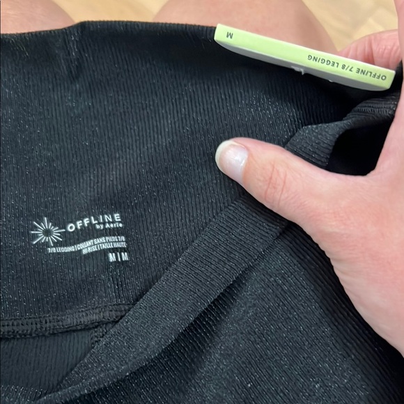 Aerie Black High-Waisted 7/8 Leggings - Picture 4 of 6